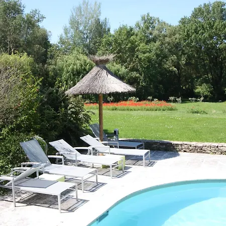 D'hotes Au Chant Des Sorgues 3* Lagnes