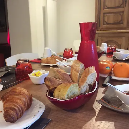Oda ve Kahvaltı D'hotes Au Chant Des Sorgues